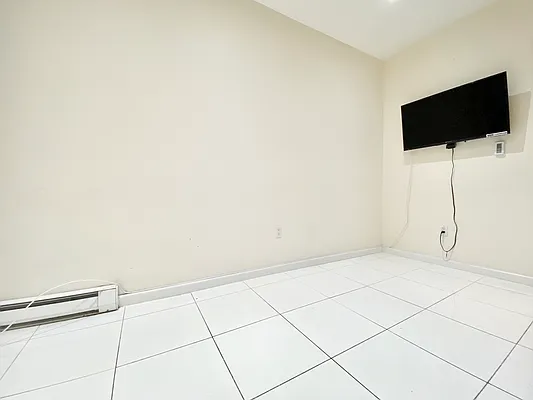 Rented by Voro NYC | media 14