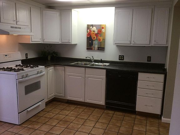 5th image of 1425 Franklin St SE