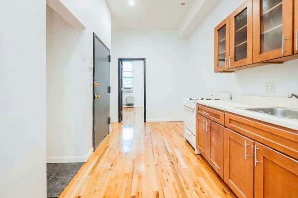 1st image of 169 Troutman St Floor 2