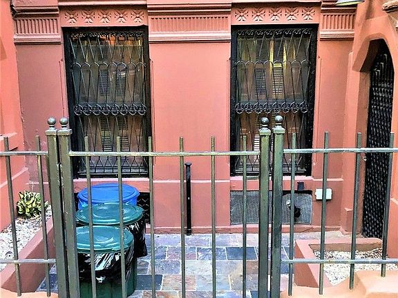 2nd image of 3 W 123rd St #7