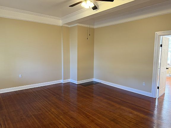 3rd image of 103 Barnhardt Cir #3