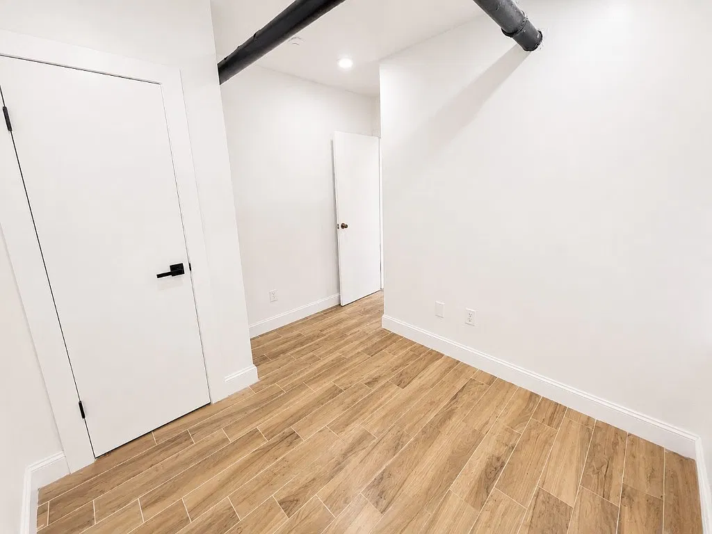51 Hamilton Place — Photo 4