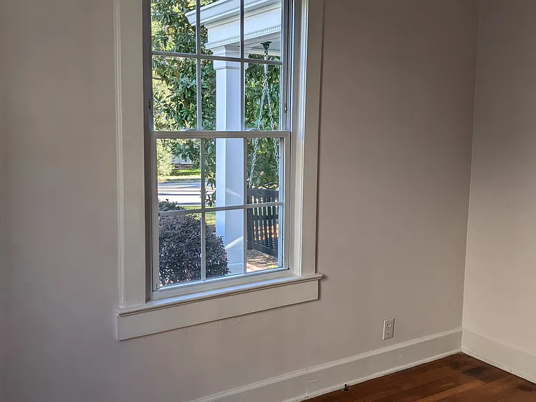 209 E Faris Rd — Photo 30