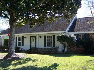 1117 Inverery Dr, Lake Charles, LA 70605