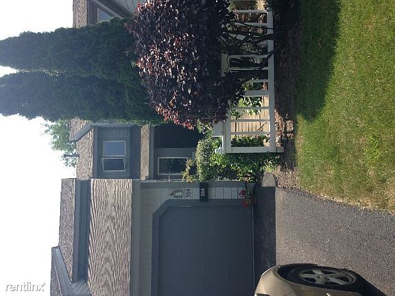 2nd image of 364 Summerhaven Dr N