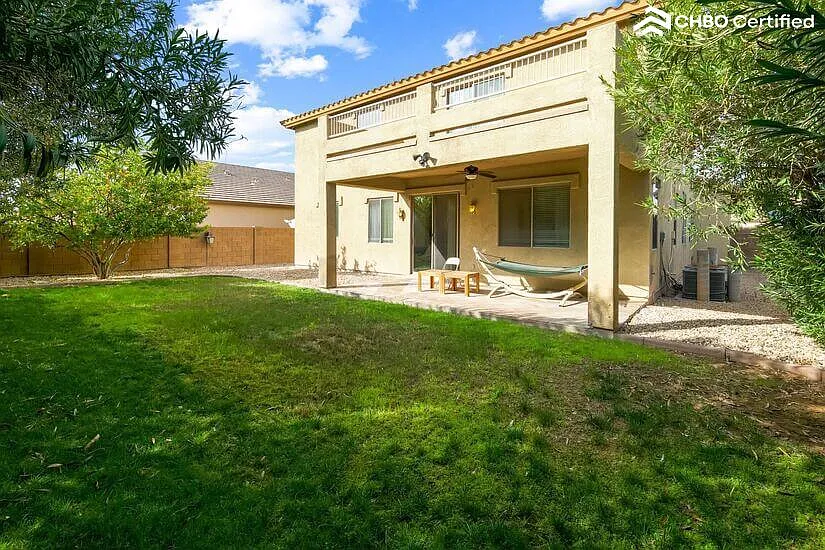 Furnished Rental In Peoria with Office — Photo 2
