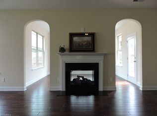 3539 Sainsbury Ln, Greensboro, NC 27409