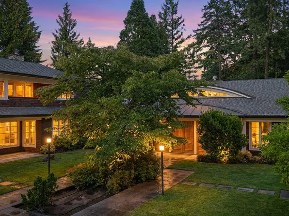 4330 SW Charming Way, Portland, OR 97225