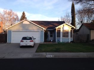 208 Adrian Ct, Vacaville, CA 95687