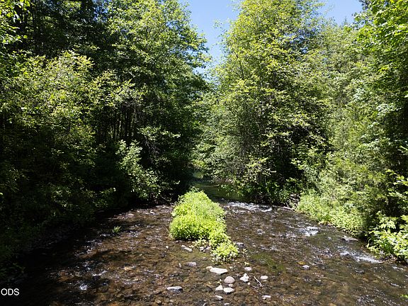 2nd image of 12263 S Little Butte Creek Rd