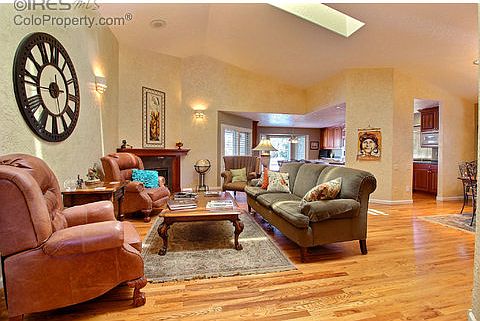 4th image of 1357 43rd Ave Unit 42
