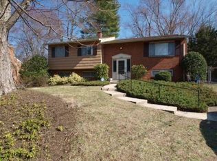 11607 Gilsan St, Silver Spring, MD 20902