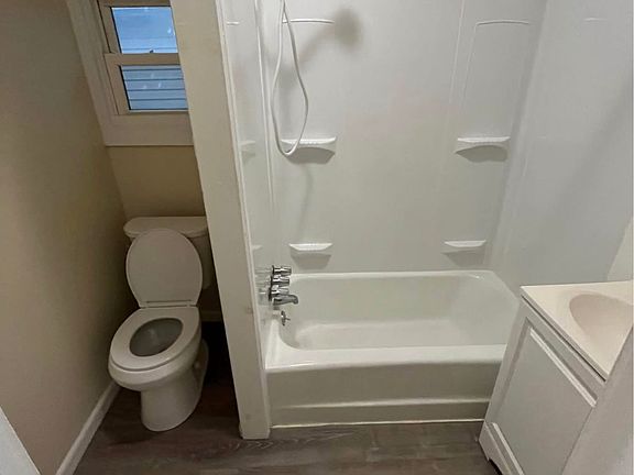 2nd image of 230 Liberty St #1