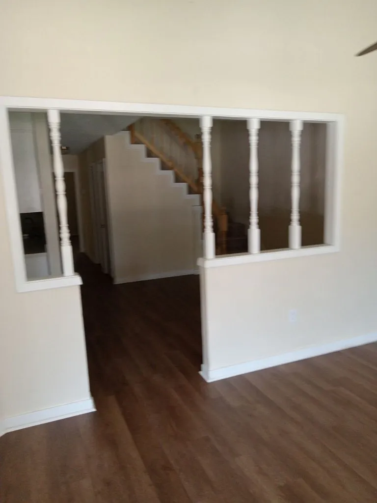 3 bed, 1171 sqft, $2,000 — Photo 3