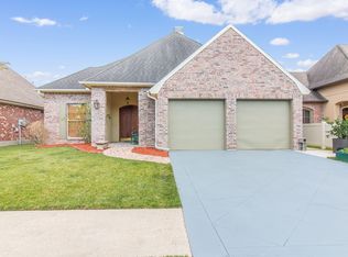 121 Tonbridge Dr, Lafayette, LA 70508