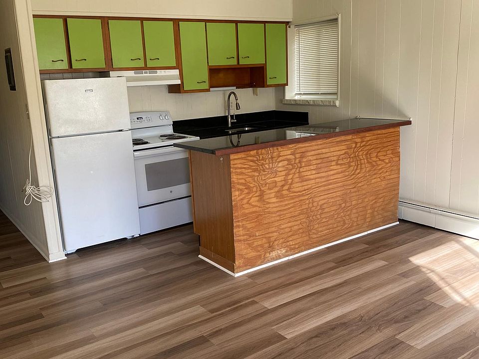 Living Room & Kitchen Area