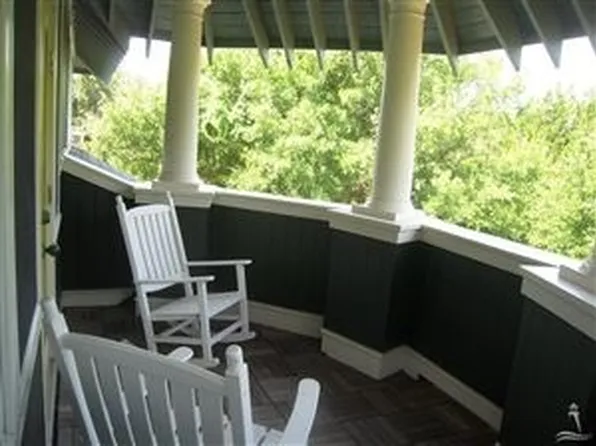 32 Earl Of Craven Ct, Southport, NC 28461