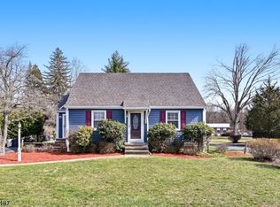 194 Ramapo Valley Rd, Oakland, NJ