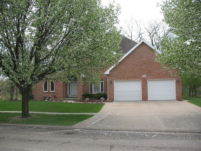 1st image of 1535 Lake Dr