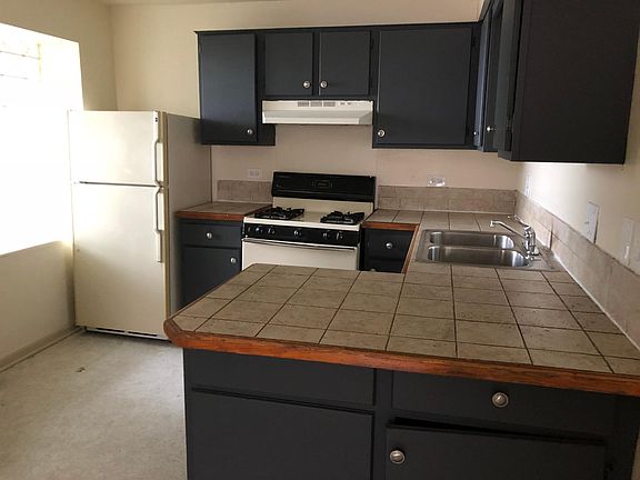 2nd image of 6630 S Vernon Ave #1S