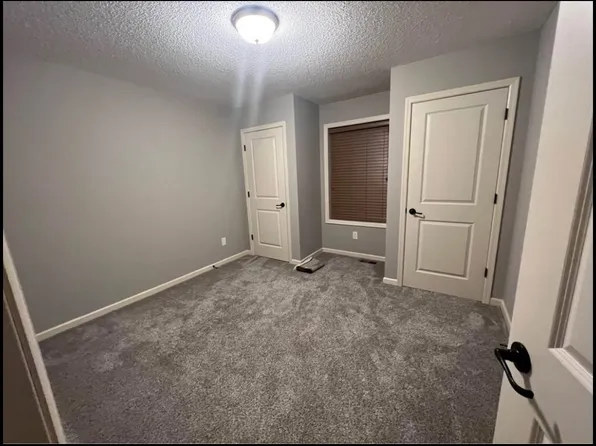 (undisclosed Address), Eagan, MN 55122