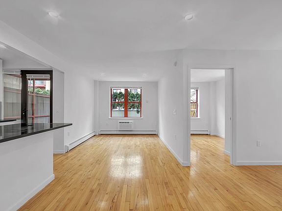 2nd image of 190 E 7th St APT 114