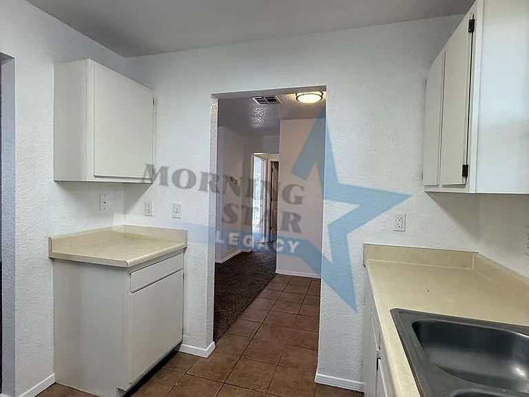 Spacious 2 bedroom floor plans! — Photo 6
