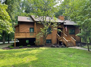 19431 Babler Forest Rd, Chesterfield, MO 63005