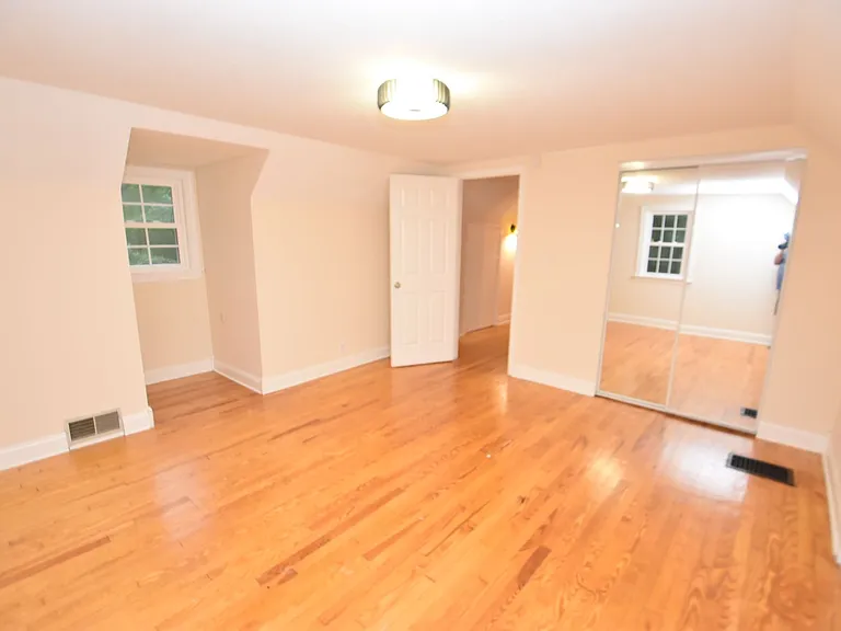 17967 Edgewood Walk — Photo 21