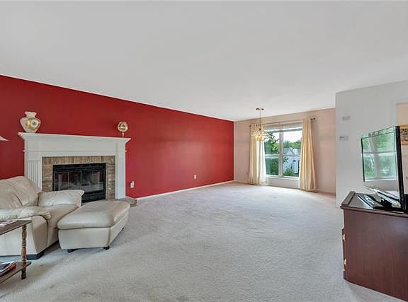 5th image of 5982 Pennbrooke Dr