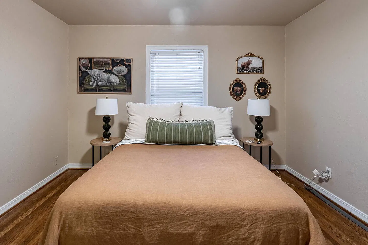 3 bed, 2.0 bath, 1492 sqft, $1,450 — Photo 3