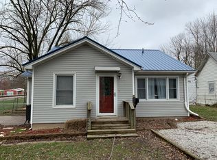 403 Kennan St, Centralia, MO 65240