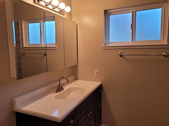 5th image of 571 Kiely Blvd APT 4
