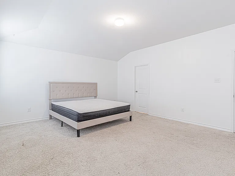 7019 Capella Cir — Photo 15