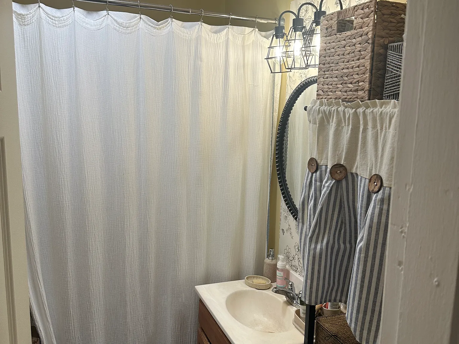 2 bed, 1066 sqft, $1,600 — Photo 4