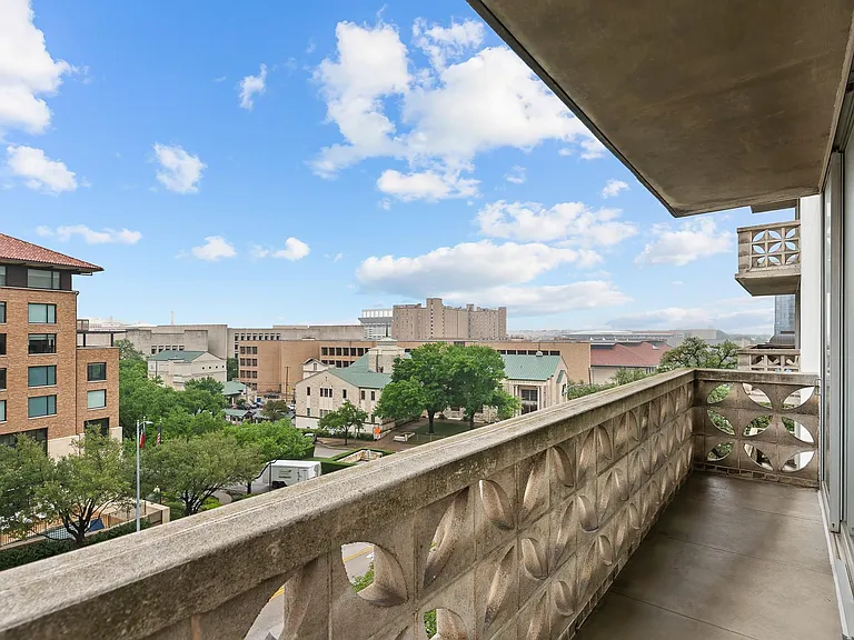 1801 Lavaca St #4C — Photo 16