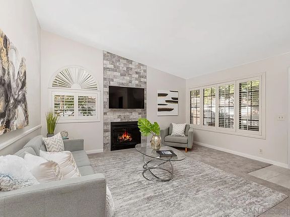 2nd image of 7620 Palmilla Dr Unit 68