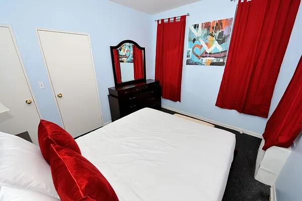 Rented by Keller Williams NYC | media 39