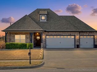 7323 E Oak Ridge St, Broken Arrow, OK 74014