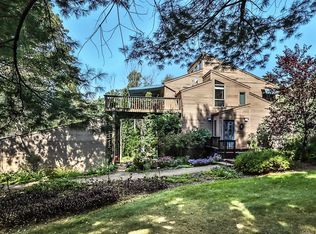 3 Fox Hill Rd, Warwick, NY 10990