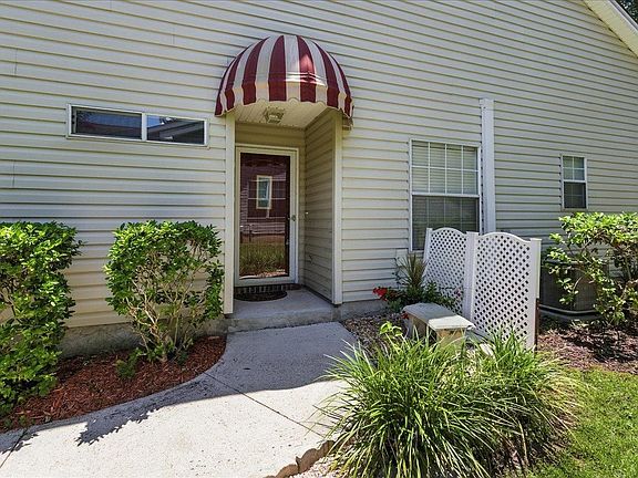 3rd image of 7210 Jaffrey Ct