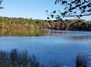 540 Old Falmouth Rd, Marstons Mills, MA 02648