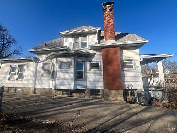 4th image of 3713 Frances Ave