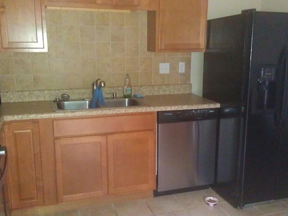 4th image of 3611 Dryden Ct
