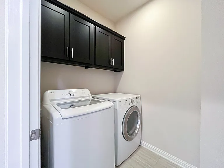 High efficiency washer and dryer included