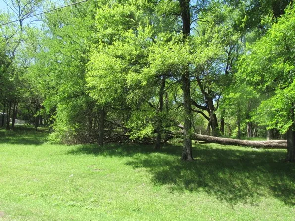 3 Ash Dr, Denison, TX 75020
