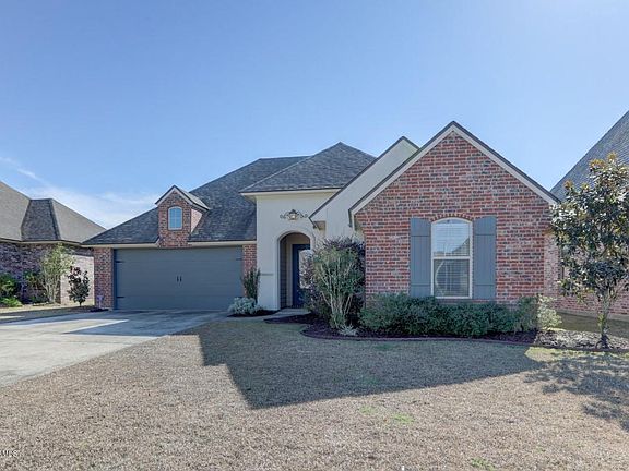 3rd image of 408 Birchview Dr