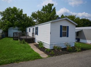 206 Lacona Ln, Zelienople, PA 16063