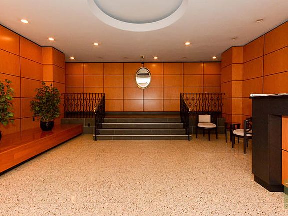 2nd image of 6035 Broadway APT 3L