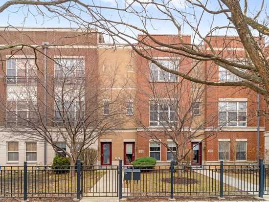 1212 W Grenshaw St, Chicago, IL 60607